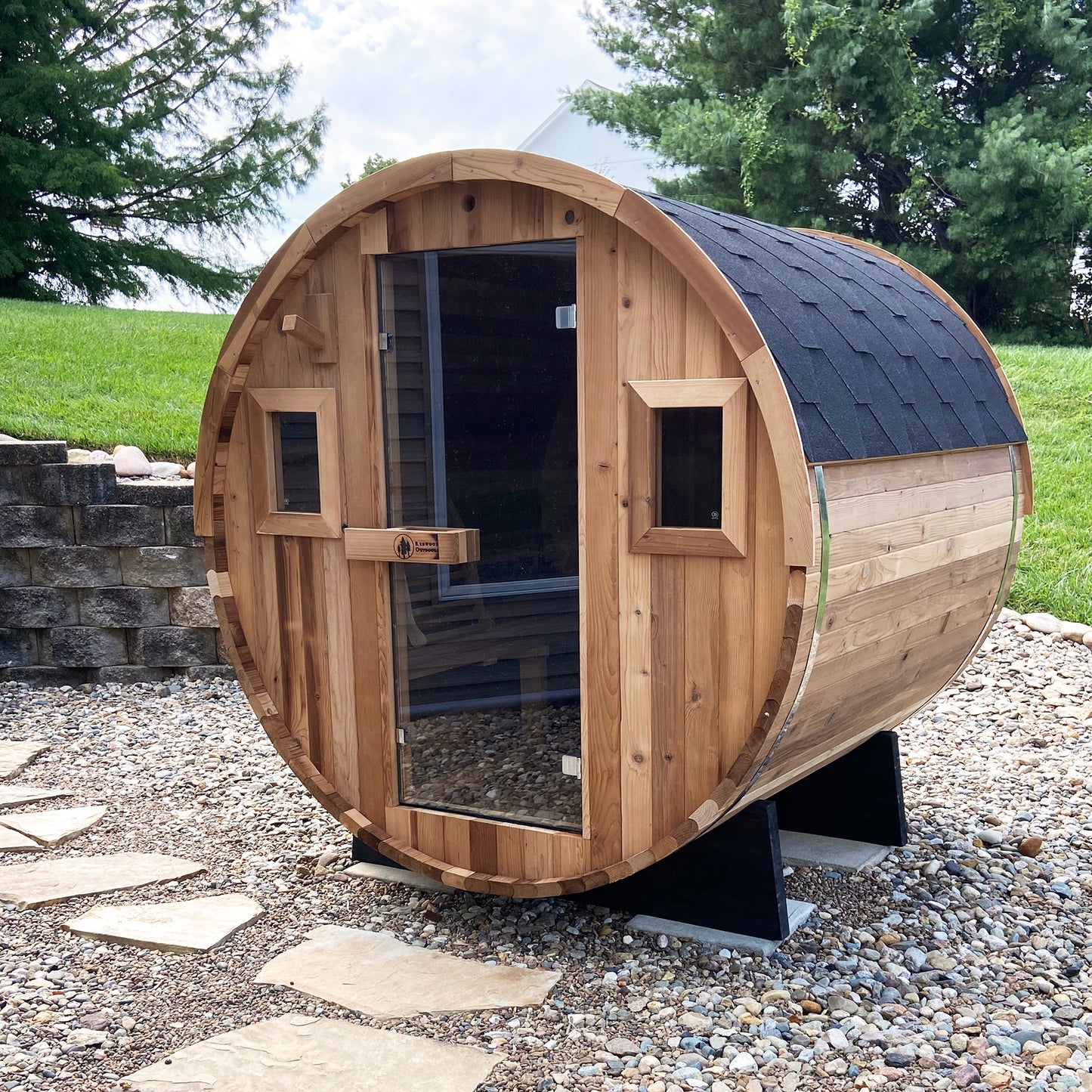 Extra-Wide Barrel Outdoor Sauna x Alaskan All-In-One Cold Plunge
