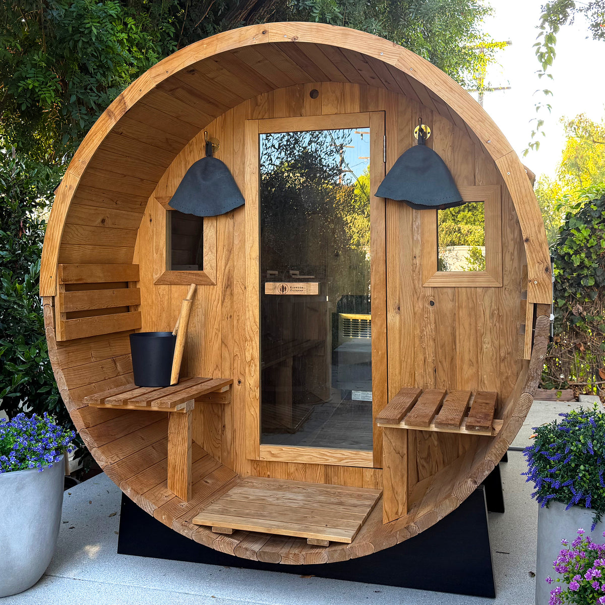 Barrel Outdoor Sauna w/ Porch - 6 Person