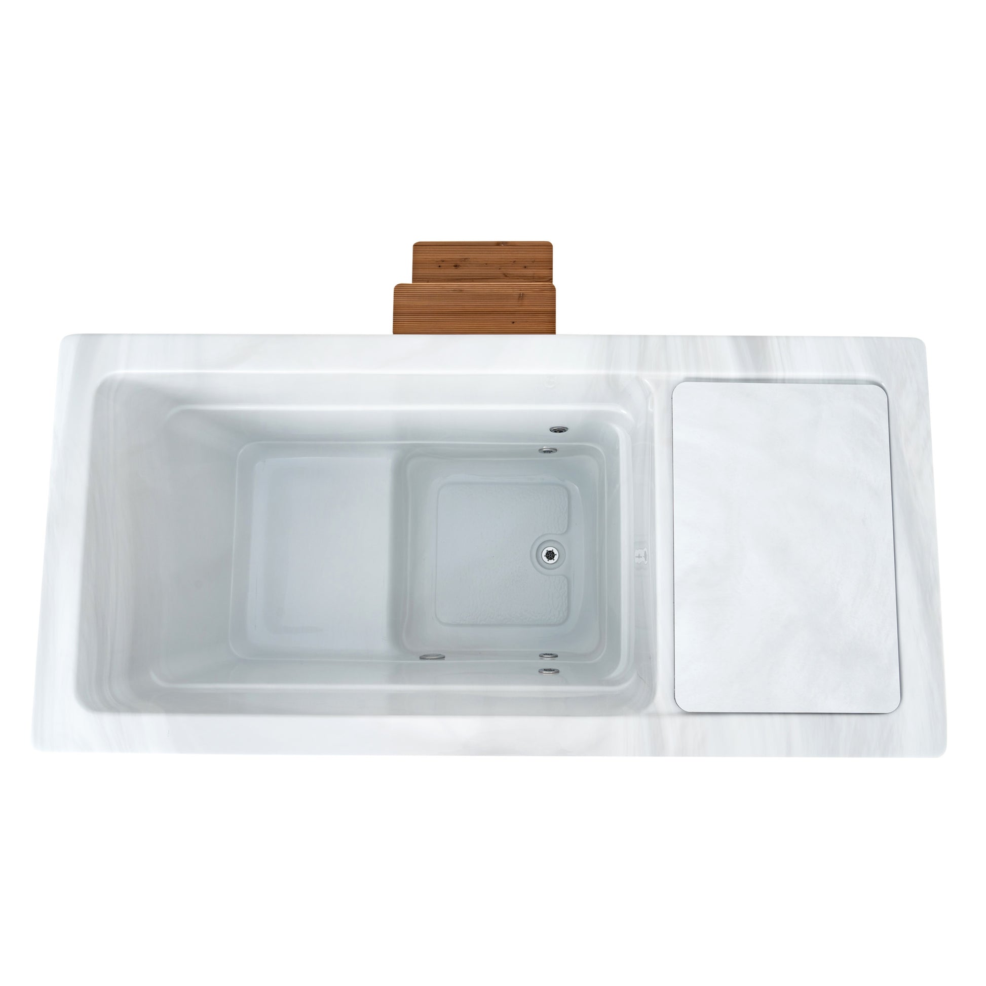 Redwood Outdoors Denali All-In_One Cold Plunge Tub made of heat treated wood view of the interior of the tub.